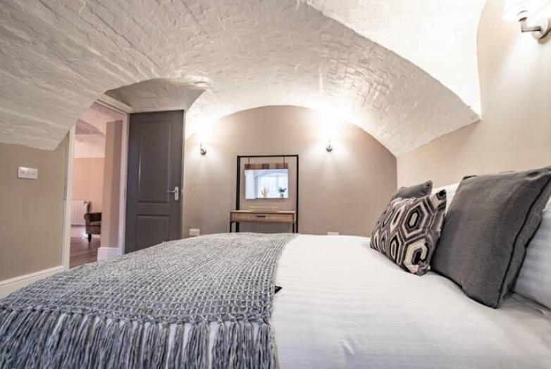 Host & Stay - Shaw Street Basement Worcester Dış mekan fotoğraf
